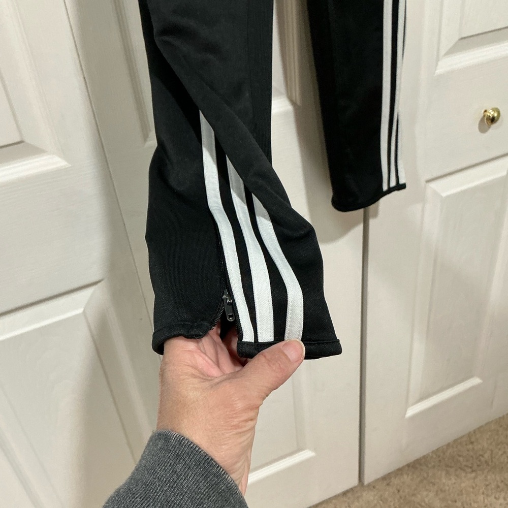 🤎 Adidas Black and White Pants - Youth Large - Picture 2 of 8